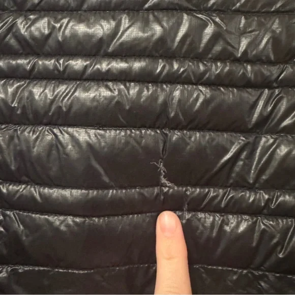 Patagonia Ultralight Down Jacket Women’s Large Black 800 Fill Puffer Patched - Picture 4 of 6